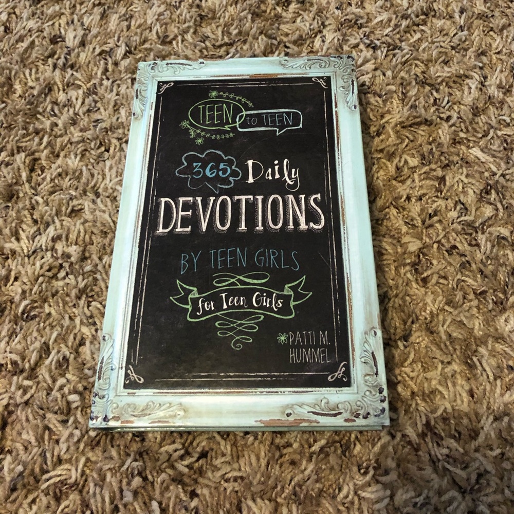 Teen To Teen 365 Daily Devotionals